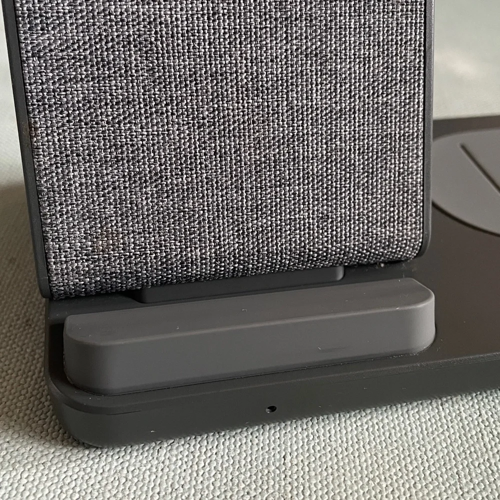 iottie Ion Wireless Charging Stand + Pad for Google